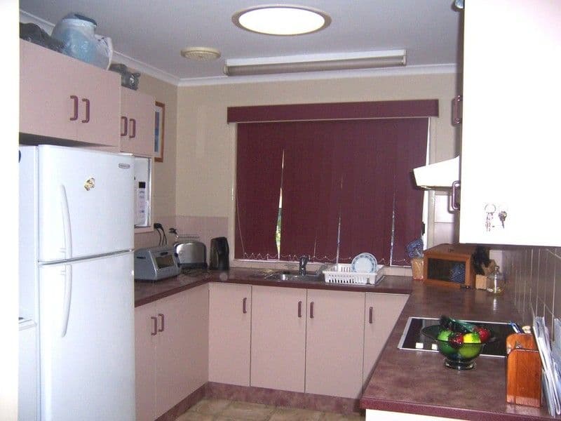 21 West Bega Road, KINGSTON QLD 4114, Kingston - Thumbnail 3