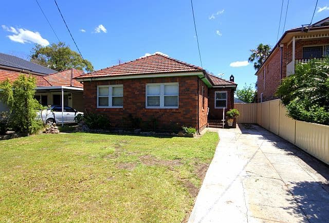 34 Avoca Street, YAGOONA NSW 2199, Yagoona - Image 1