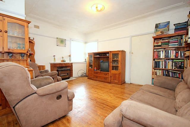 34 Avoca Street, YAGOONA NSW 2199, Yagoona - Thumbnail 4
