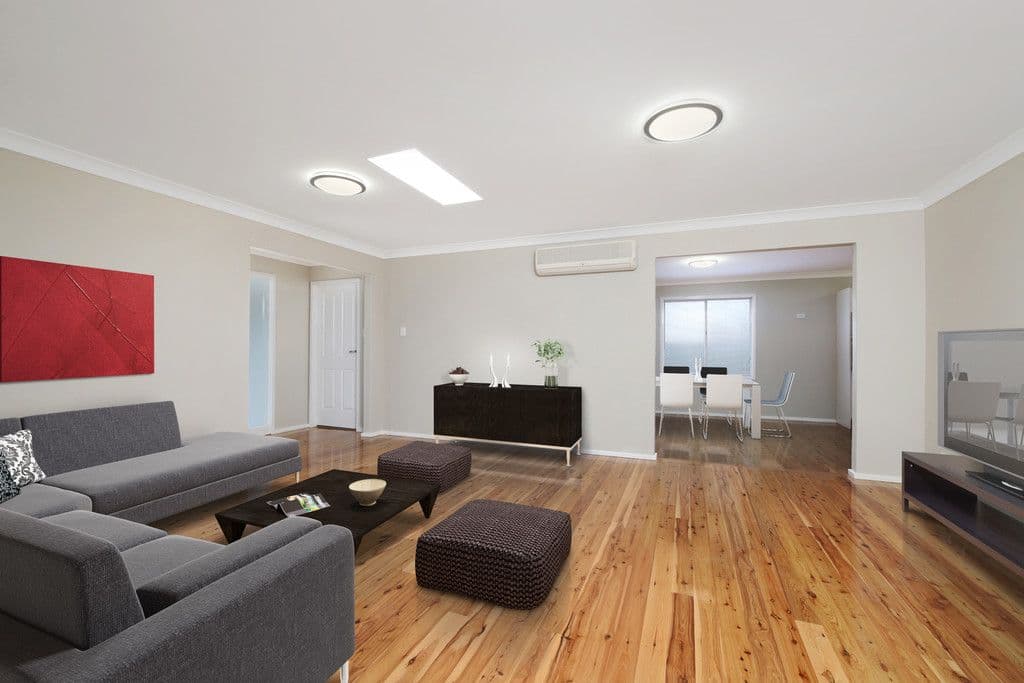 28 Lucas Crescent, Berkeley Vale - Image 1