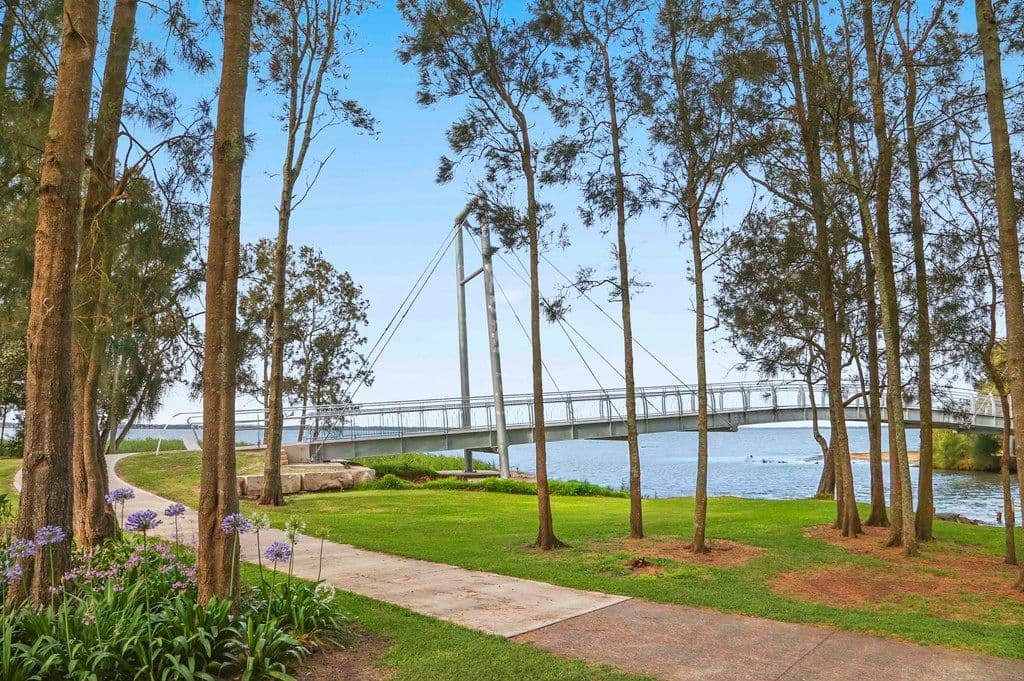 28 Lucas Crescent, Berkeley Vale - Thumbnail 5