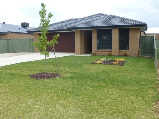 4 Firefly Court, Moama NSW 2731, Moama - Image 1