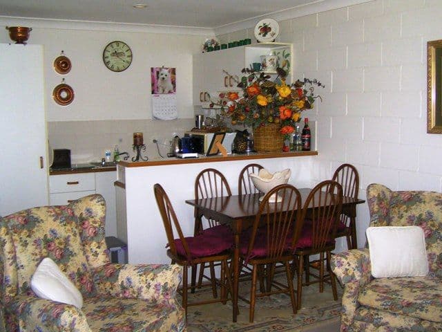2018 Wynnum Road, WYNNUM WEST QLD 4178, Wynnum West - Thumbnail 2