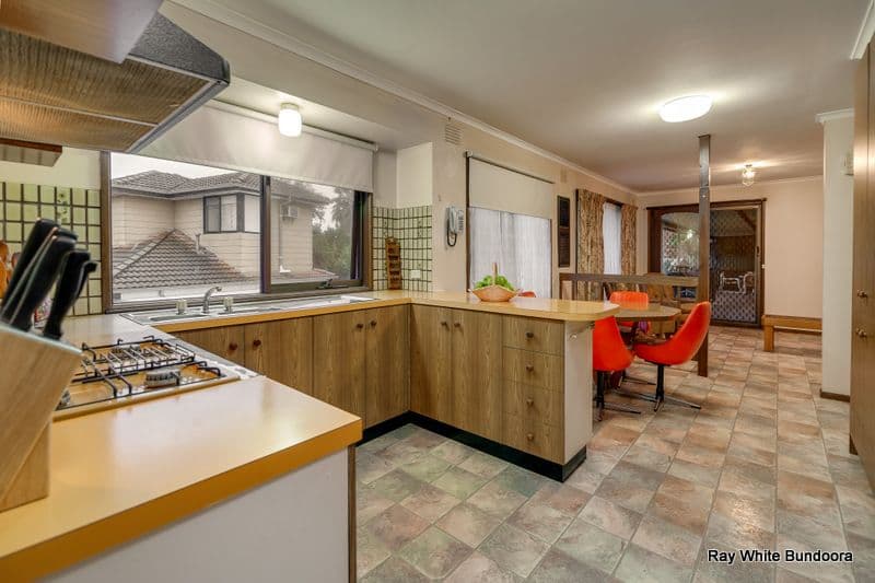 15 Blackman Avenue, MILL PARK VIC 3082, Mill Park - Thumbnail 2