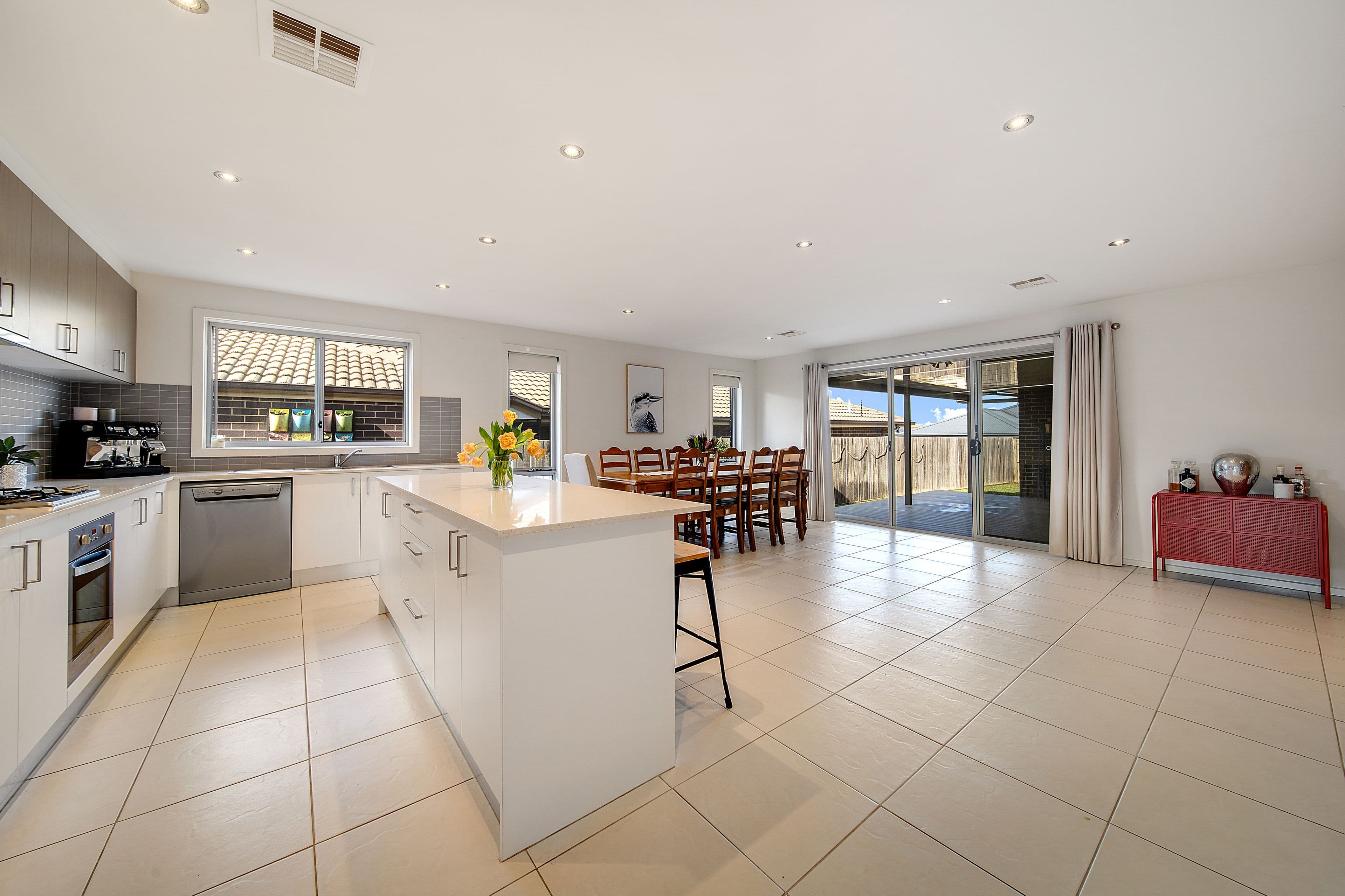 33 Essie Coffey Street, Bonner ACT 2914, Bonner - Thumbnail 7