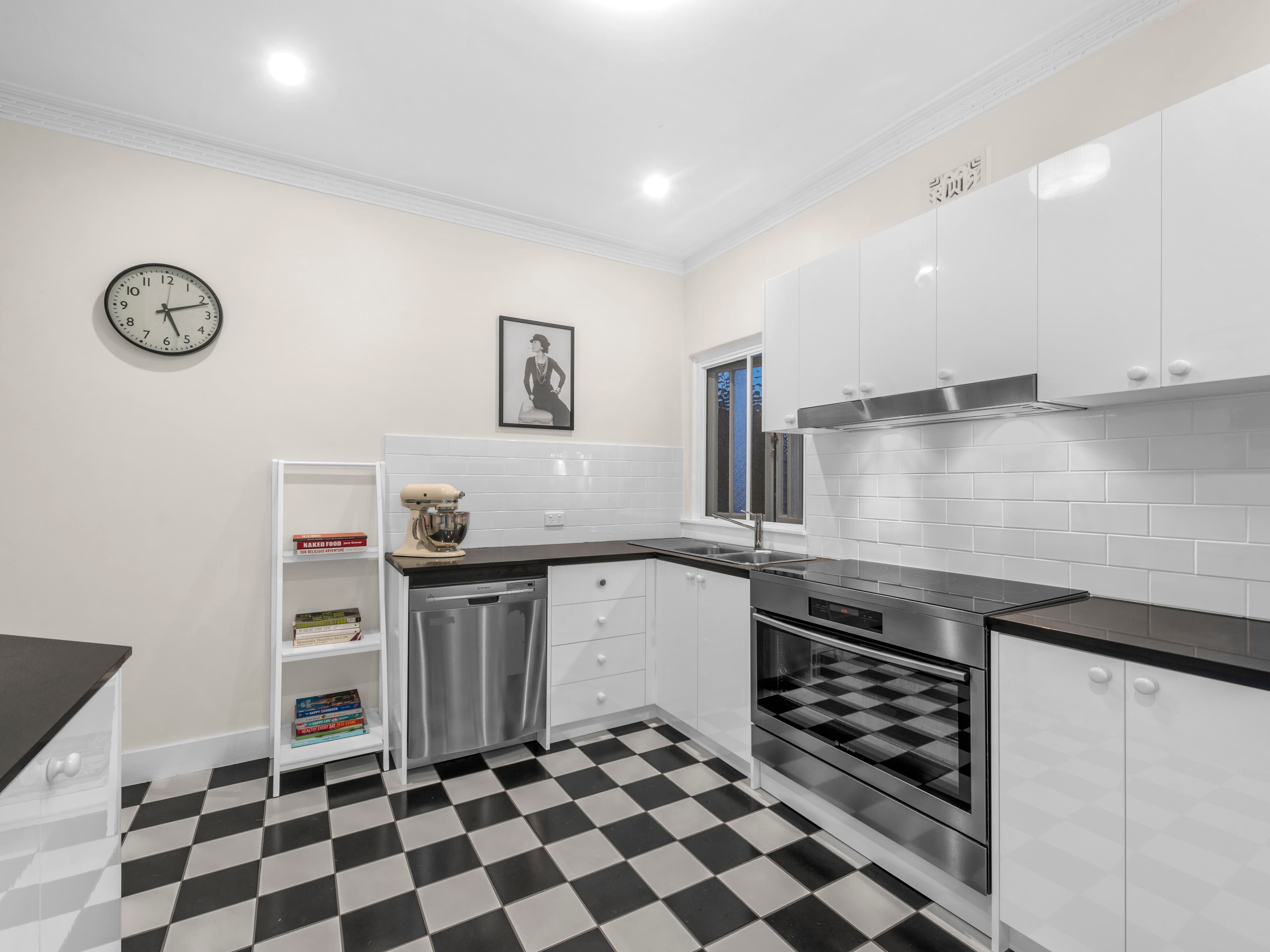 5 Duhig Avenue, Coorparoo QLD 4151, Coorparoo - Thumbnail 7