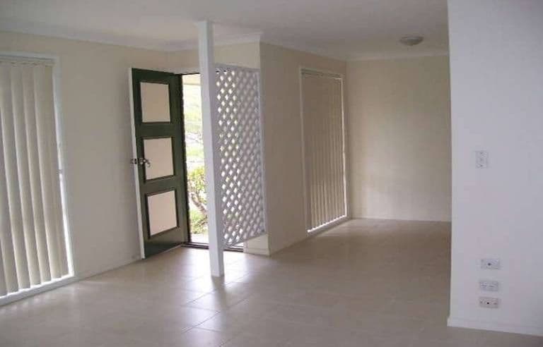 18 Halfmoon Street, BROWNS PLAINS QLD 4118, Browns Plains - Thumbnail 2