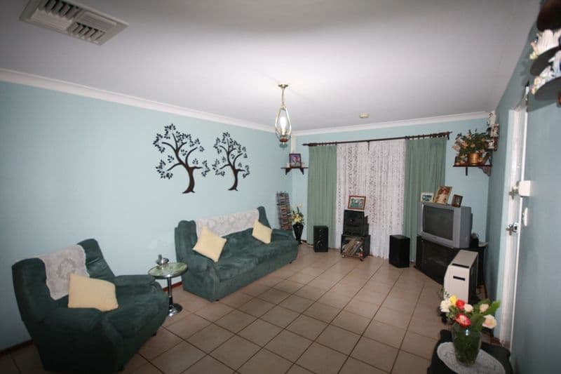 66 Lincoln Road, FORRESTFIELD WA 6058, Forrestfield - Thumbnail 3