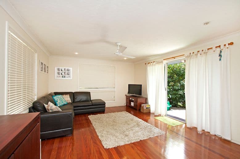 10 Koombala Street, TUGUN QLD 4224, Tugun - Thumbnail 2