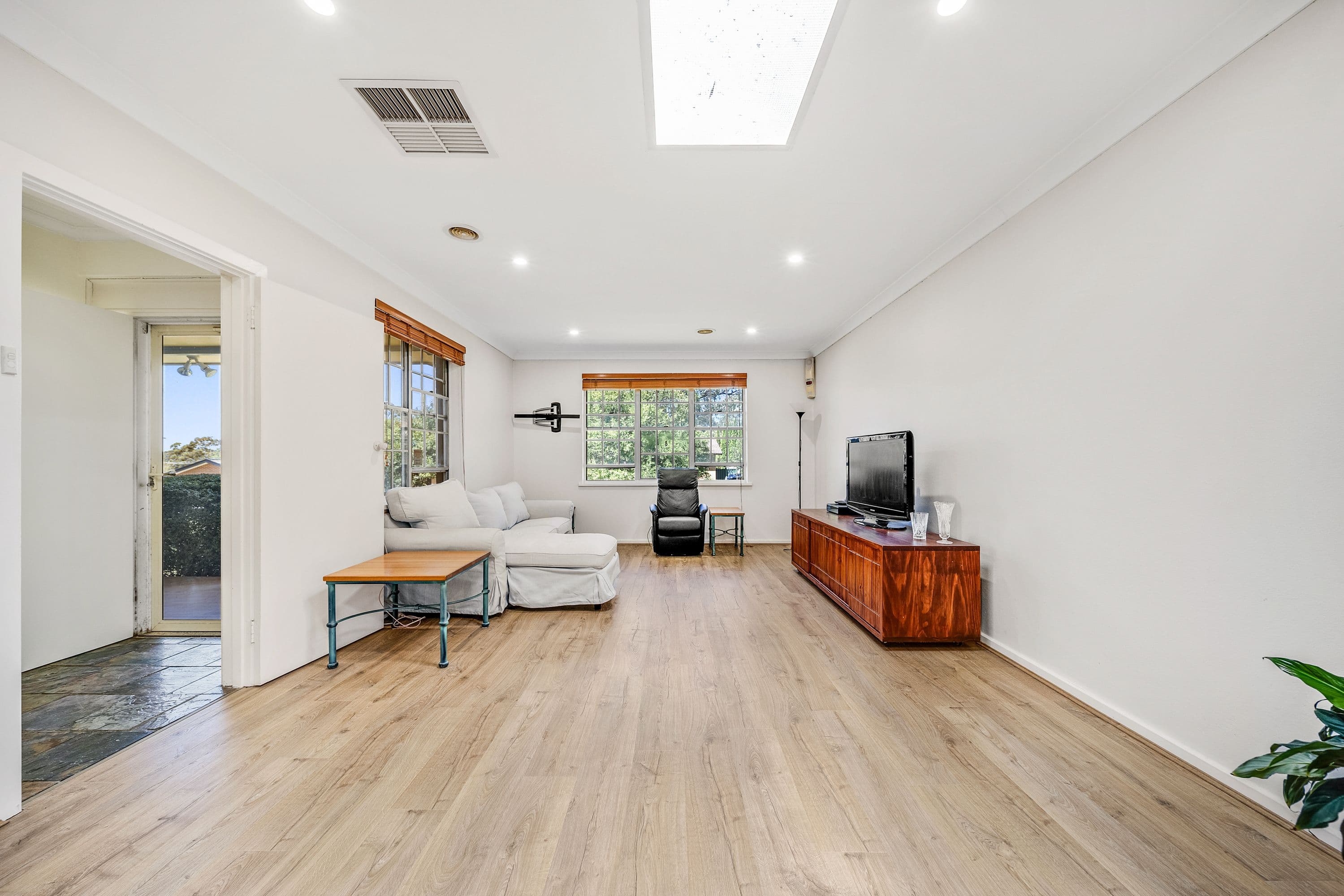 52 Bundey Street, Higgins ACT 2615, Higgins - Thumbnail 4