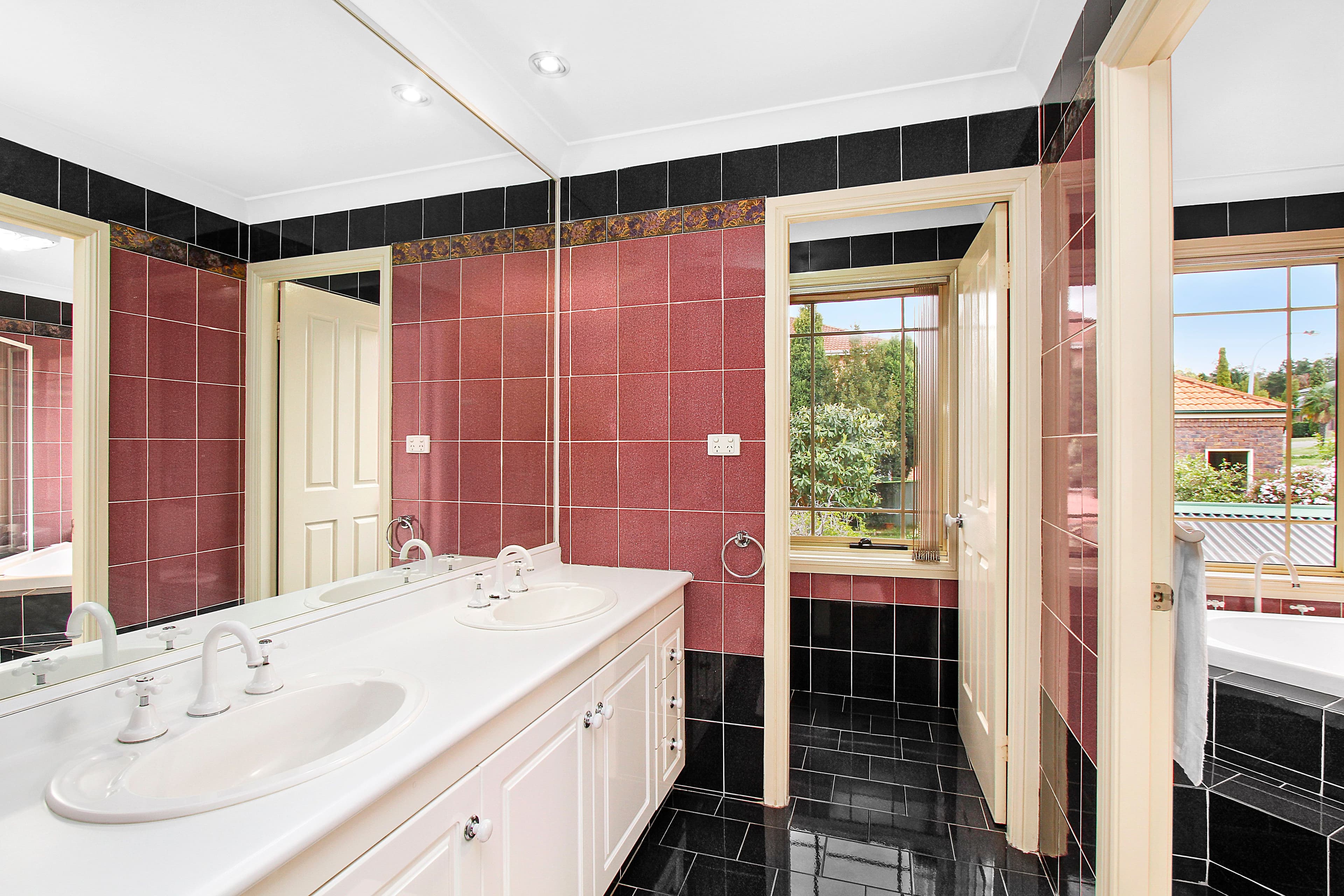 72 Heysen Street, Abbotsbury - Thumbnail 7
