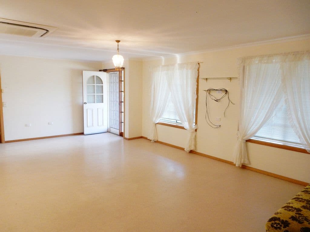4 South Terrace, Minlaton SA 5575, Minlaton - Thumbnail 4