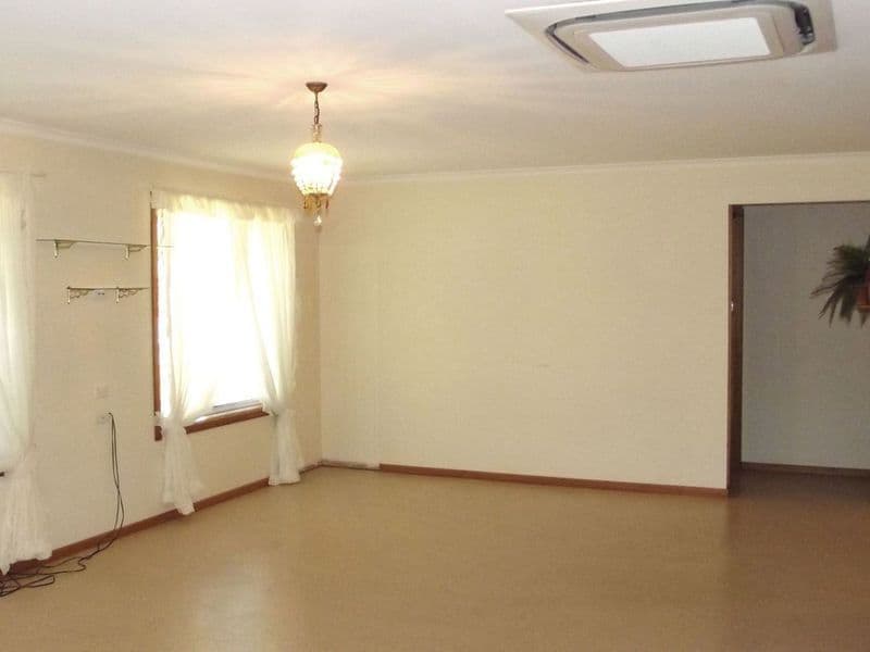 4 South Terrace, Minlaton SA 5575, Minlaton - Thumbnail 5