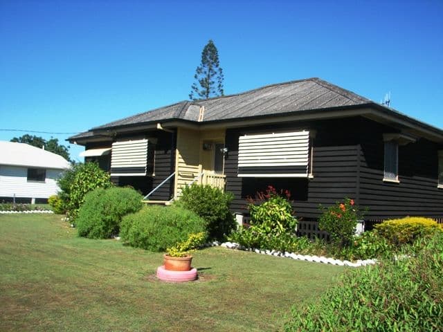 WALKERVALE QLD 4670, Walkervale - Image 1