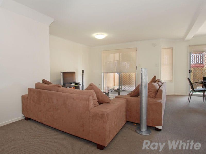 2 133 Albany Creek Road, ASPLEY QLD 4034, Aspley - Thumbnail 5