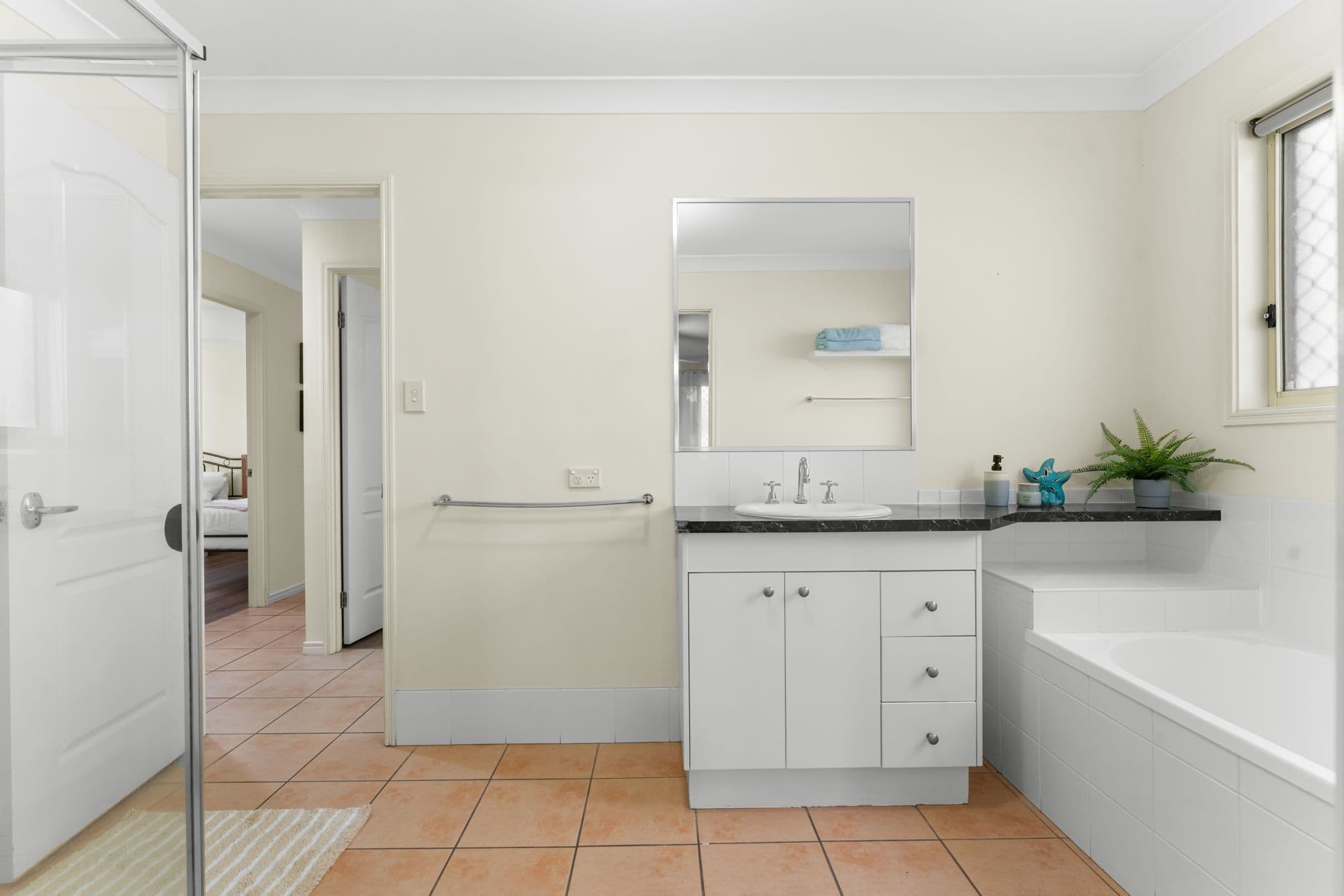10 Canterbury Bells Circuit, Springfield Lakes QLD 4300, Springfield Lakes - Thumbnail 8