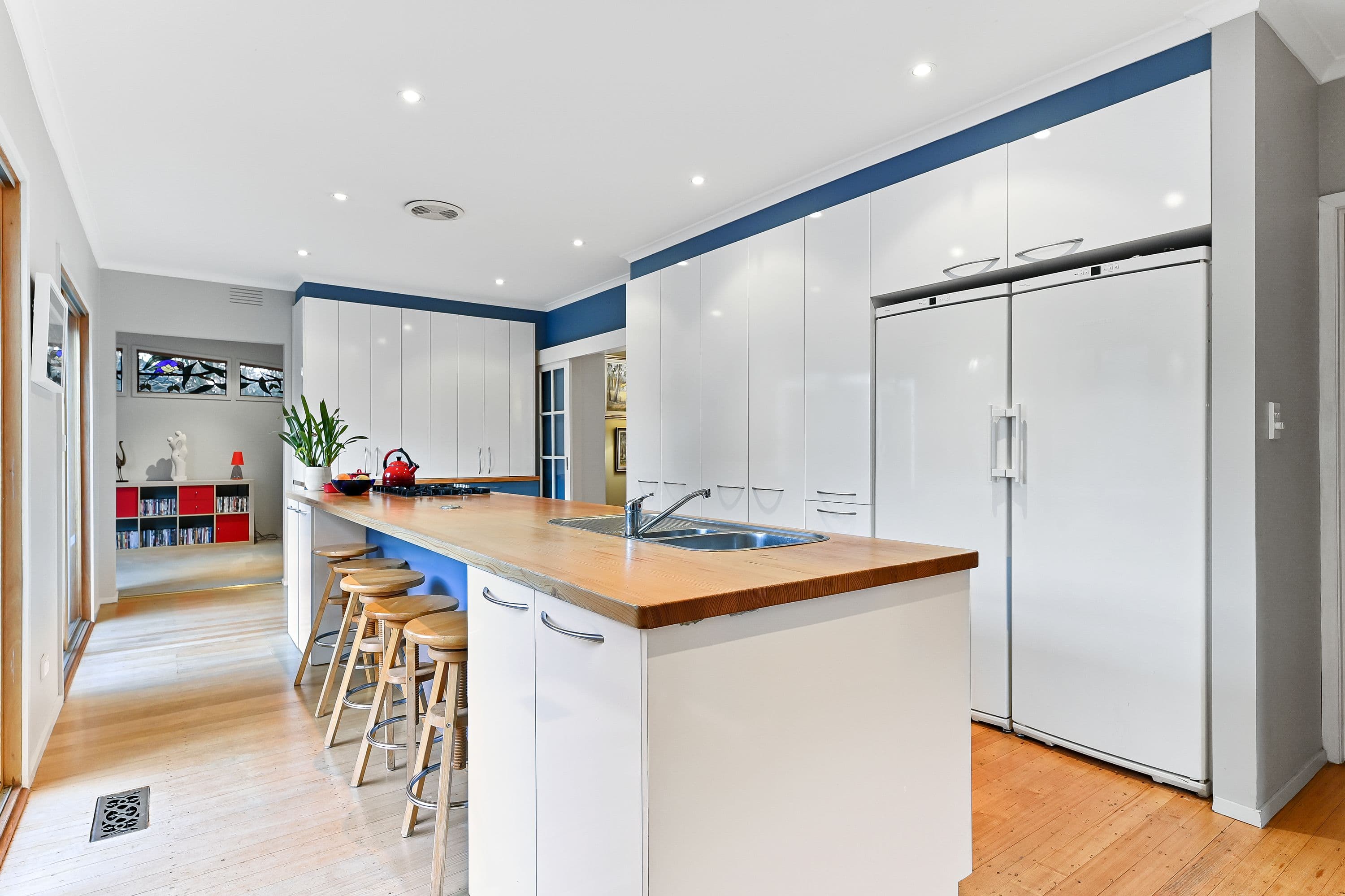 44 Torwood Avenue, Glen Waverley VIC 3150, Glen Waverley - Thumbnail 3