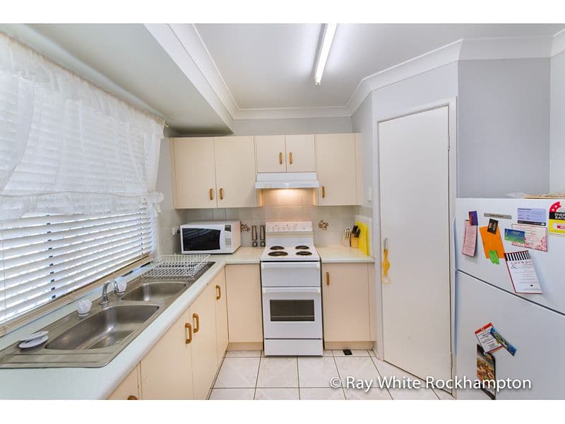 59 Bean Avenue, PARKHURST QLD 4702, Parkhurst - Thumbnail 2