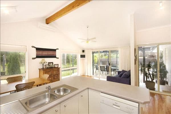 52 Nandi Avenue, FRENCHS FOREST NSW 2086, Frenchs Forest - Thumbnail 2