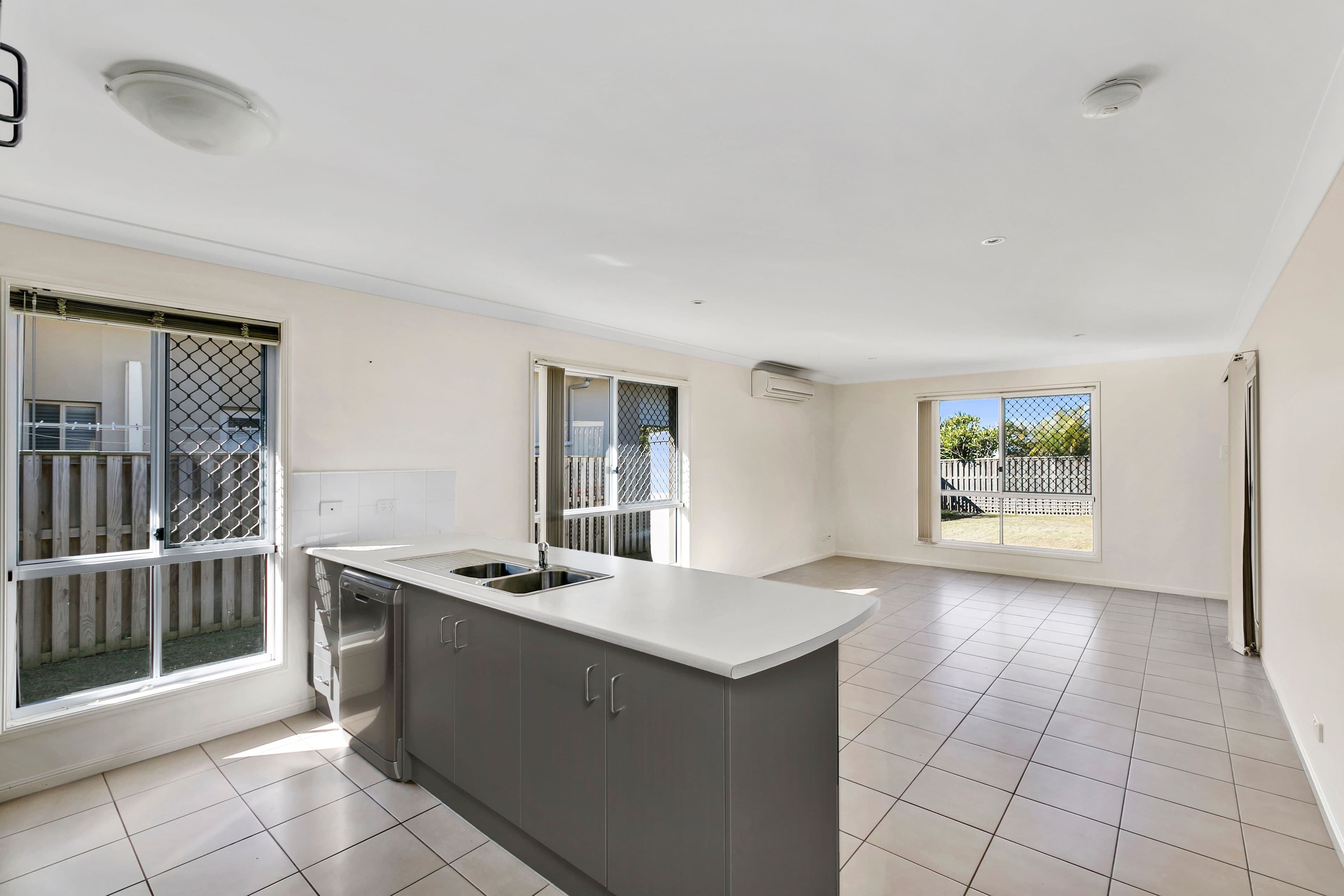 20 Conestoga Way, Upper Coomera QLD 4209, Upper Coomera - Thumbnail 5