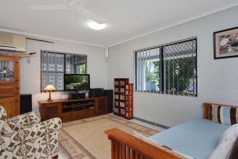 13 Lennon Street, WESTCOURT QLD 4870, Westcourt - Thumbnail 5