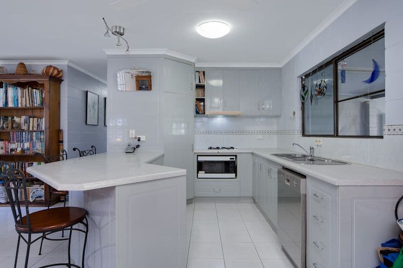 13 Lennon Street, WESTCOURT QLD 4870, Westcourt - Thumbnail 6