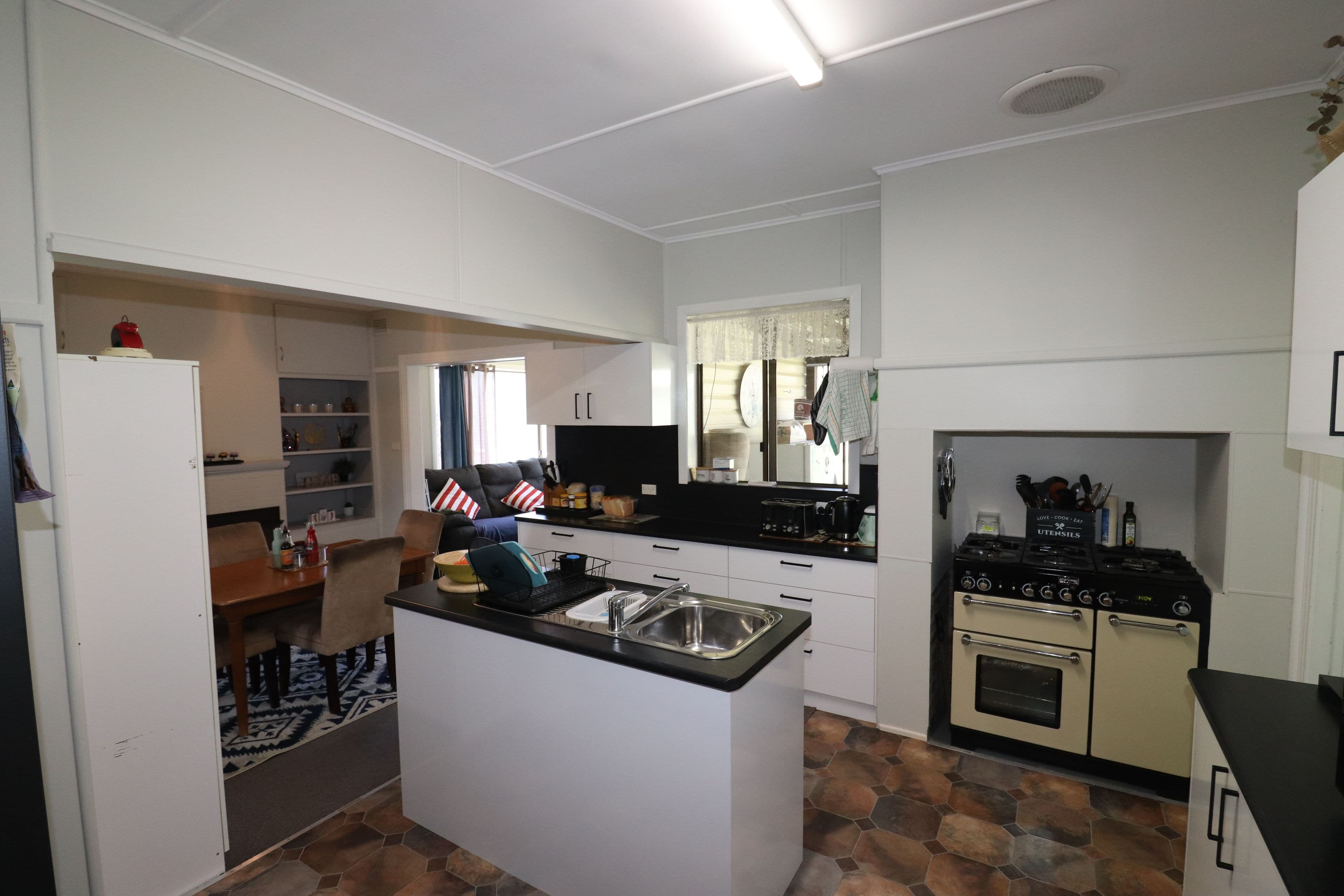 71 Church Street, Glen Innes NSW 2370, Glen Innes - Thumbnail 5