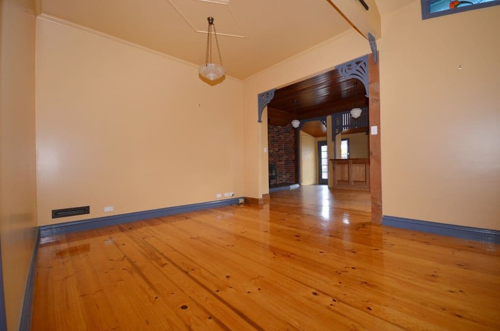 202 Cobden Street, MOUNT PLEASANT VIC 3350, Mount Pleasant - Thumbnail 3
