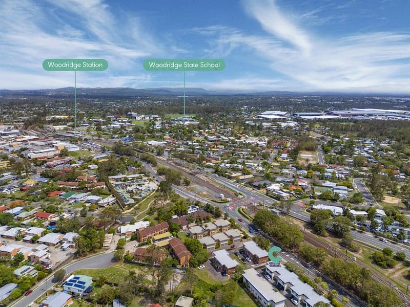 111 Station Road, Woodridge - Thumbnail 3