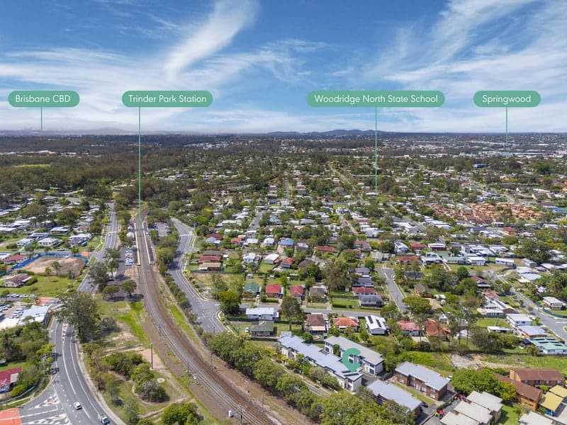 111 Station Road, Woodridge - Thumbnail 4