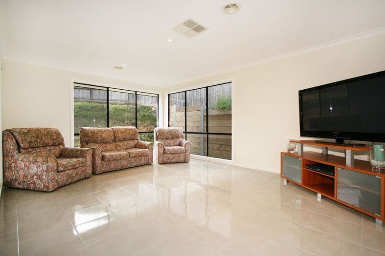 33 Larbert Road, MOOROOLBARK VIC 3138, Mooroolbark - Thumbnail 6