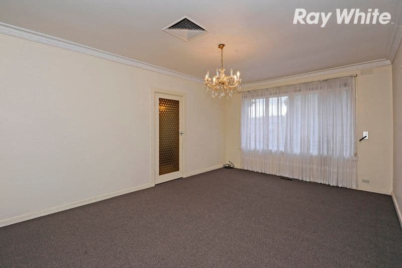 173 Broadhurst Avenue, Reservoir VIC 3073, Reservoir - Thumbnail 4