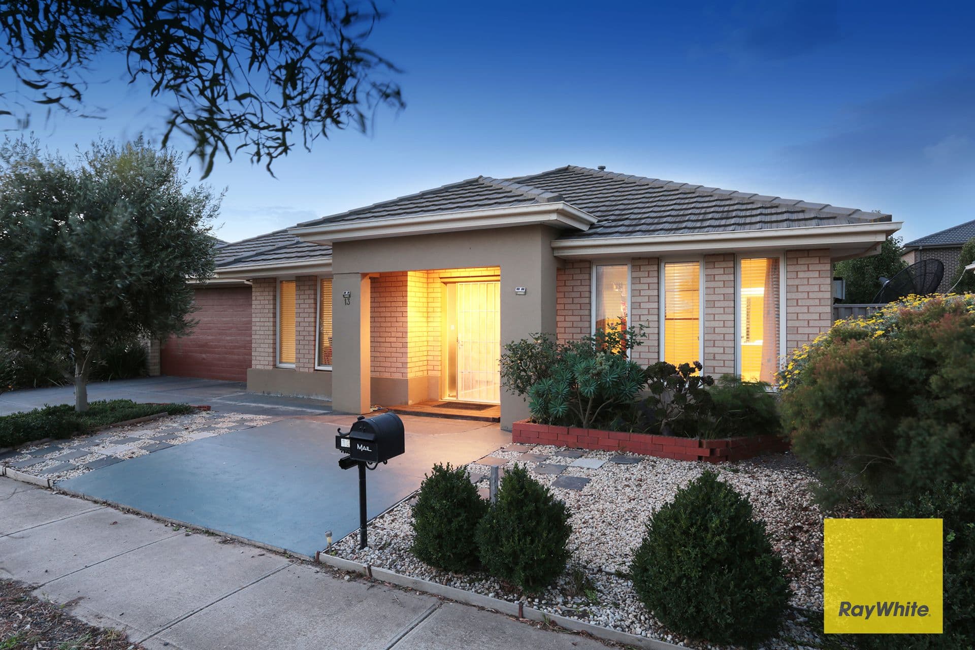 13 St Laurent Boulevard, Point Cook VIC 3030, Point Cook - Thumbnail 2