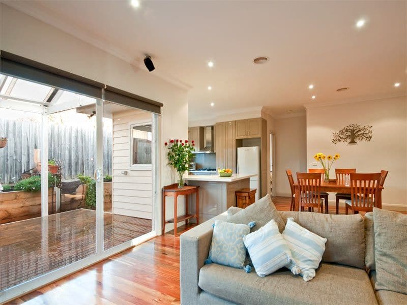 9 Burch Street, BLACKBURN NORTH VIC 3130, Blackburn North - Thumbnail 2