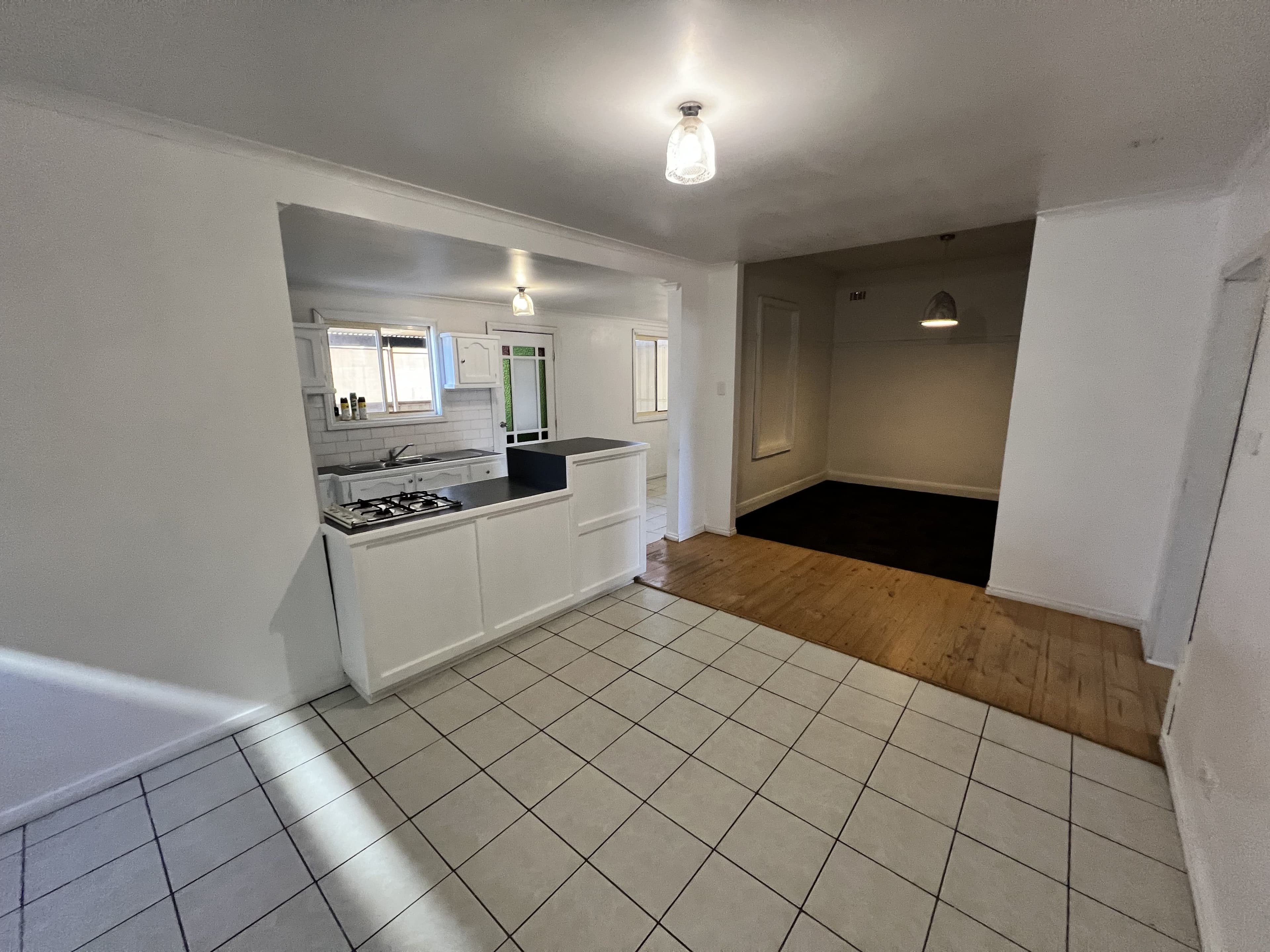 328 Williams Street, Broken Hill NSW 2880, Broken Hill - Thumbnail 4