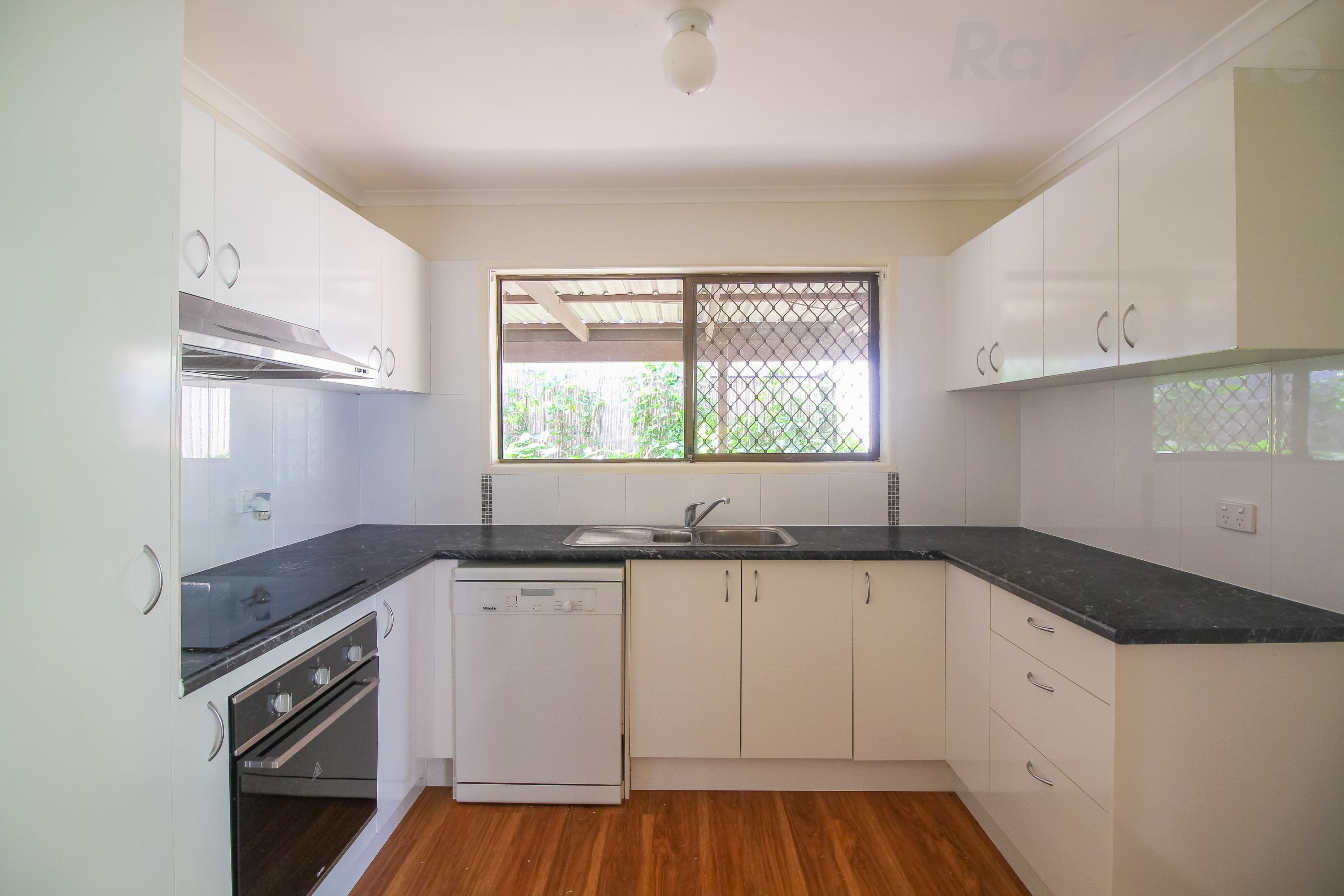 19 Ogilvie Street, Bundamba QLD 4304, Bundamba - Thumbnail 6