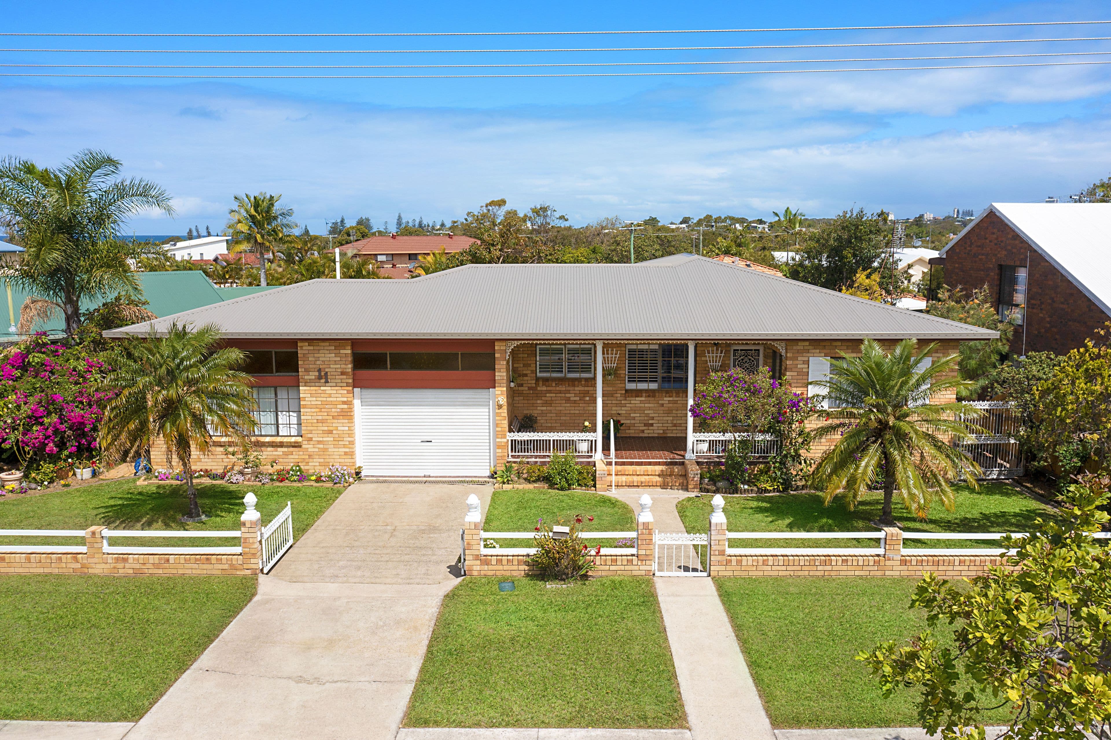 11 Coonowrin Street, Dicky Beach QLD 4551, Dicky Beach - Thumbnail 3