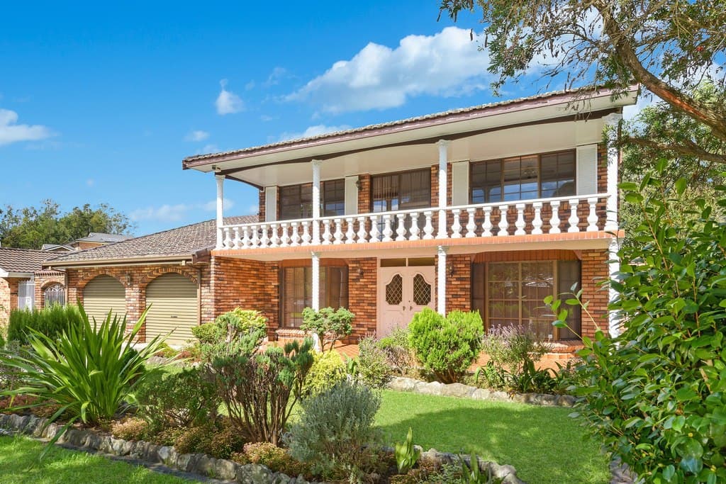 5 Govett Crescent, Figtree - Image 1