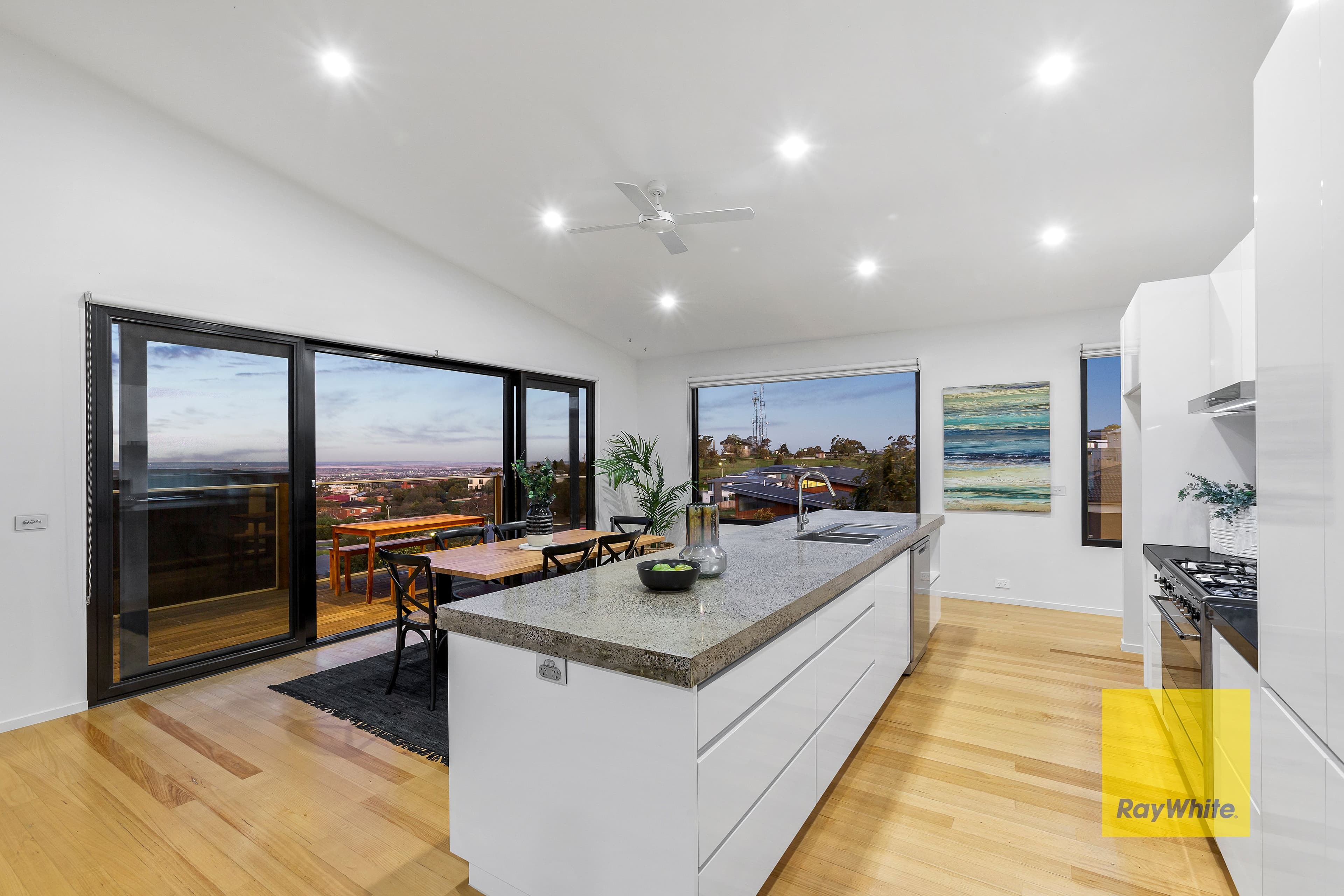 12 Dryden Way, Highton VIC 3216, Highton - Thumbnail 3