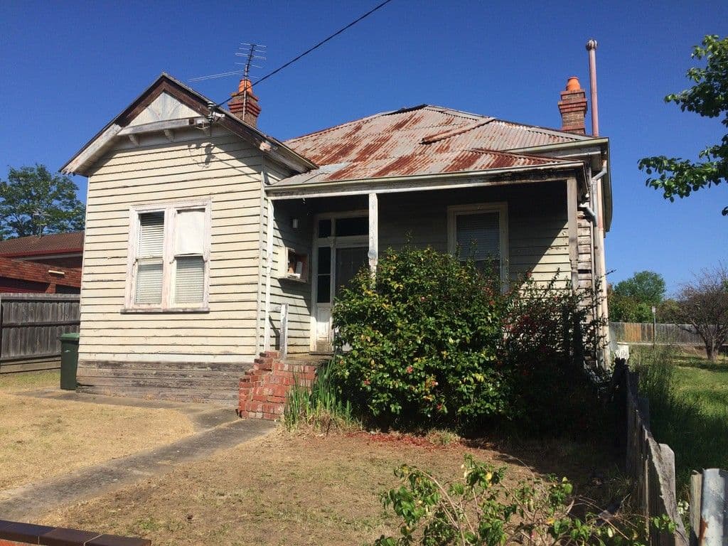 35 Seaview Parade, Belmont VIC 3216, Belmont - Thumbnail 2
