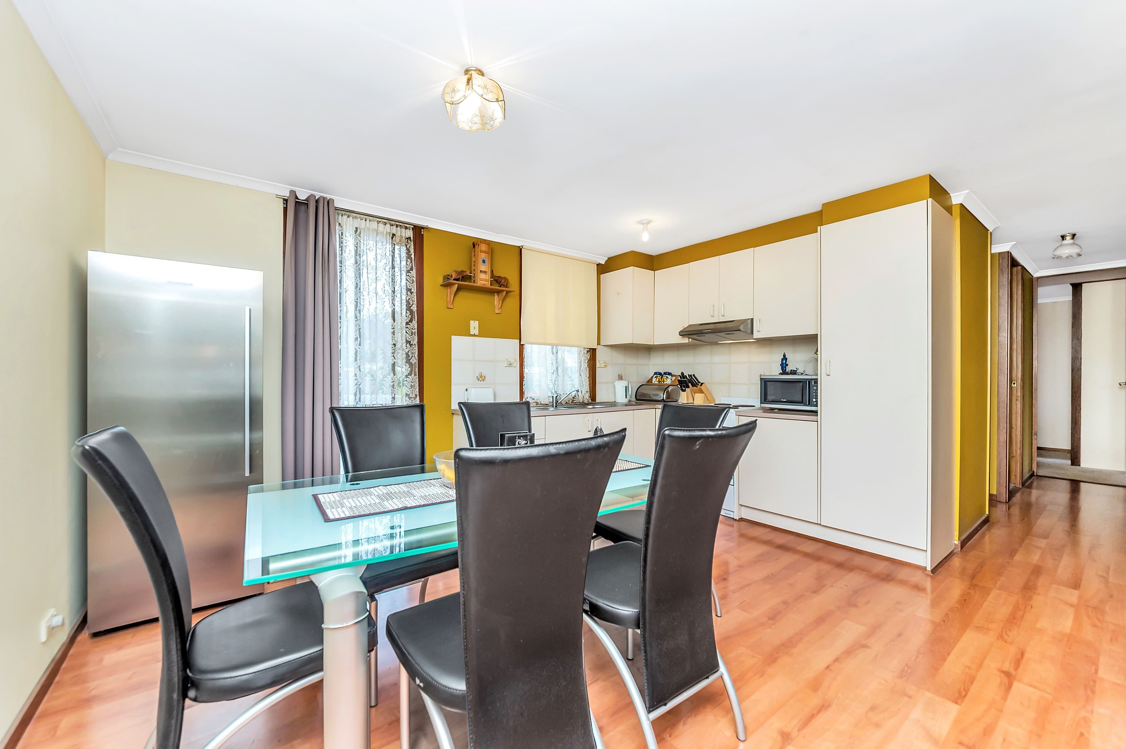 27 Dunn Street, Queanbeyan West - Thumbnail 3