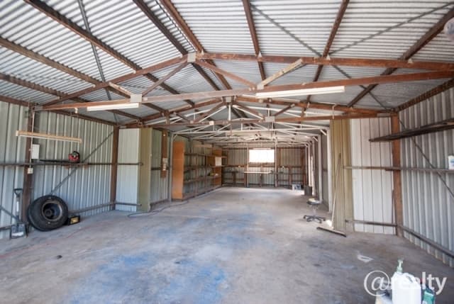 3 Daphne St, Southside, QLD, 4570, Southside - Thumbnail 3