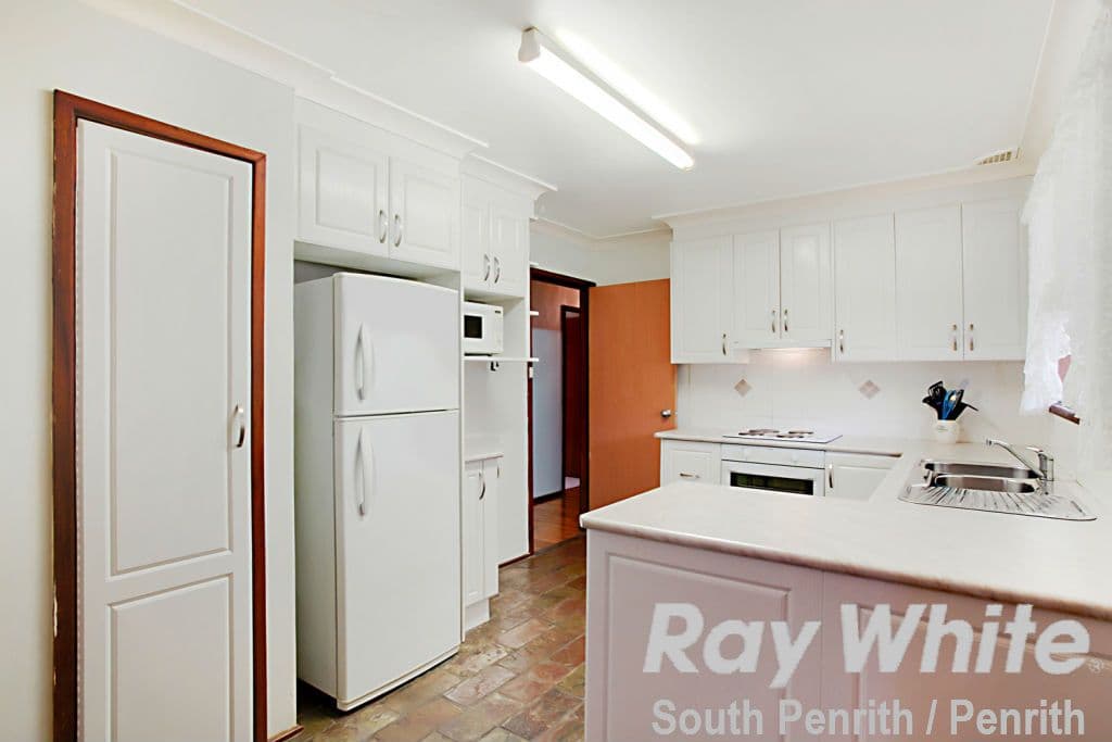 215 Parker Street, SOUTH PENRITH NSW 2750, South Penrith - Thumbnail 3