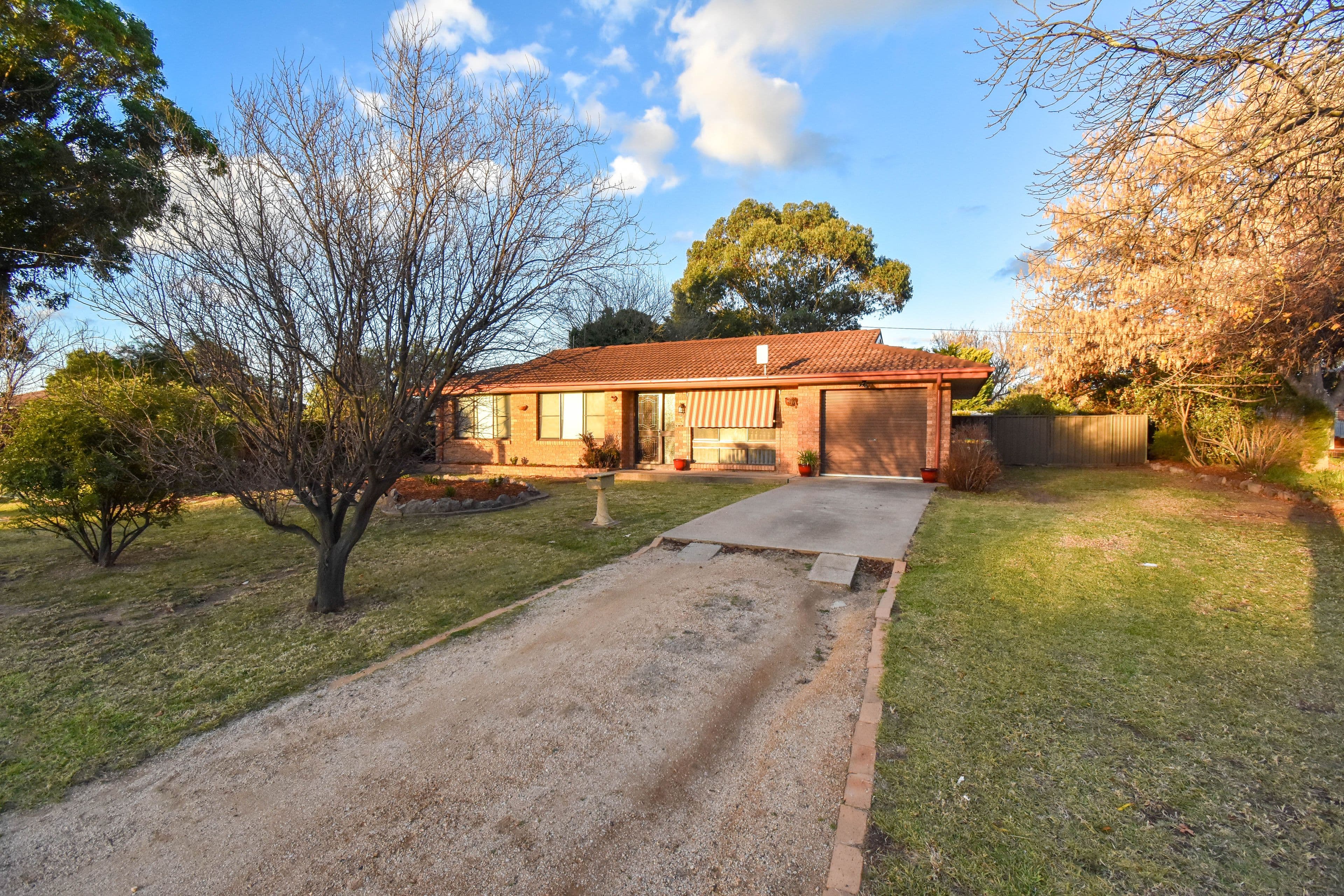 23 Nile Street, Raglan - Thumbnail 2