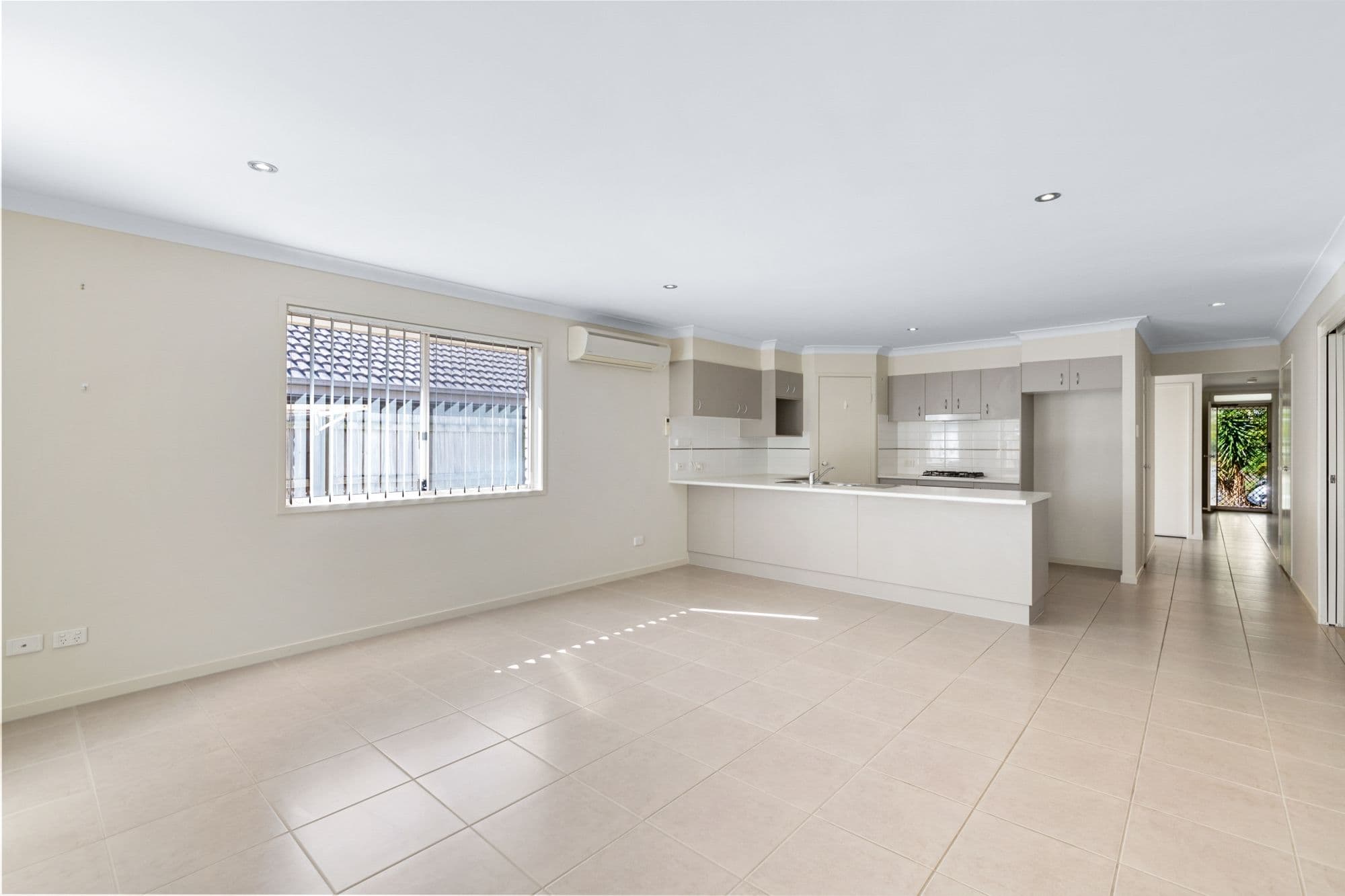 27 Shimao Crescent, North Lakes QLD 4509, North Lakes - Thumbnail 3