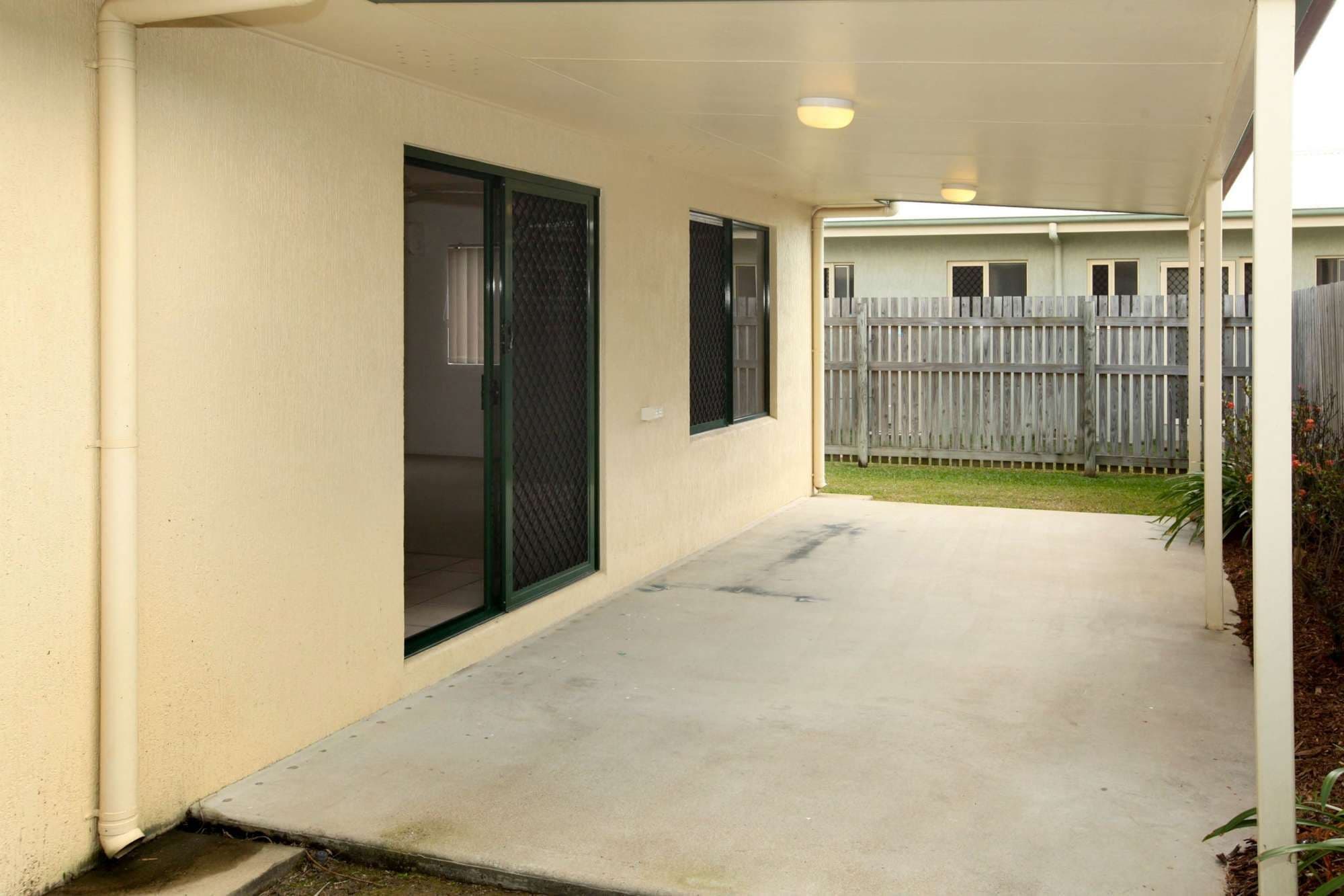 49 Eleventh Avenue, RAILWAY ESTATE QLD 4810, Railway Estate - Thumbnail 3