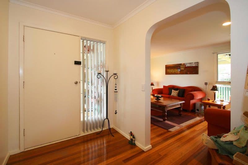 2  Rainsford Court, DINGLEY VILLAGE VIC 3172, Dingley Village - Thumbnail 3