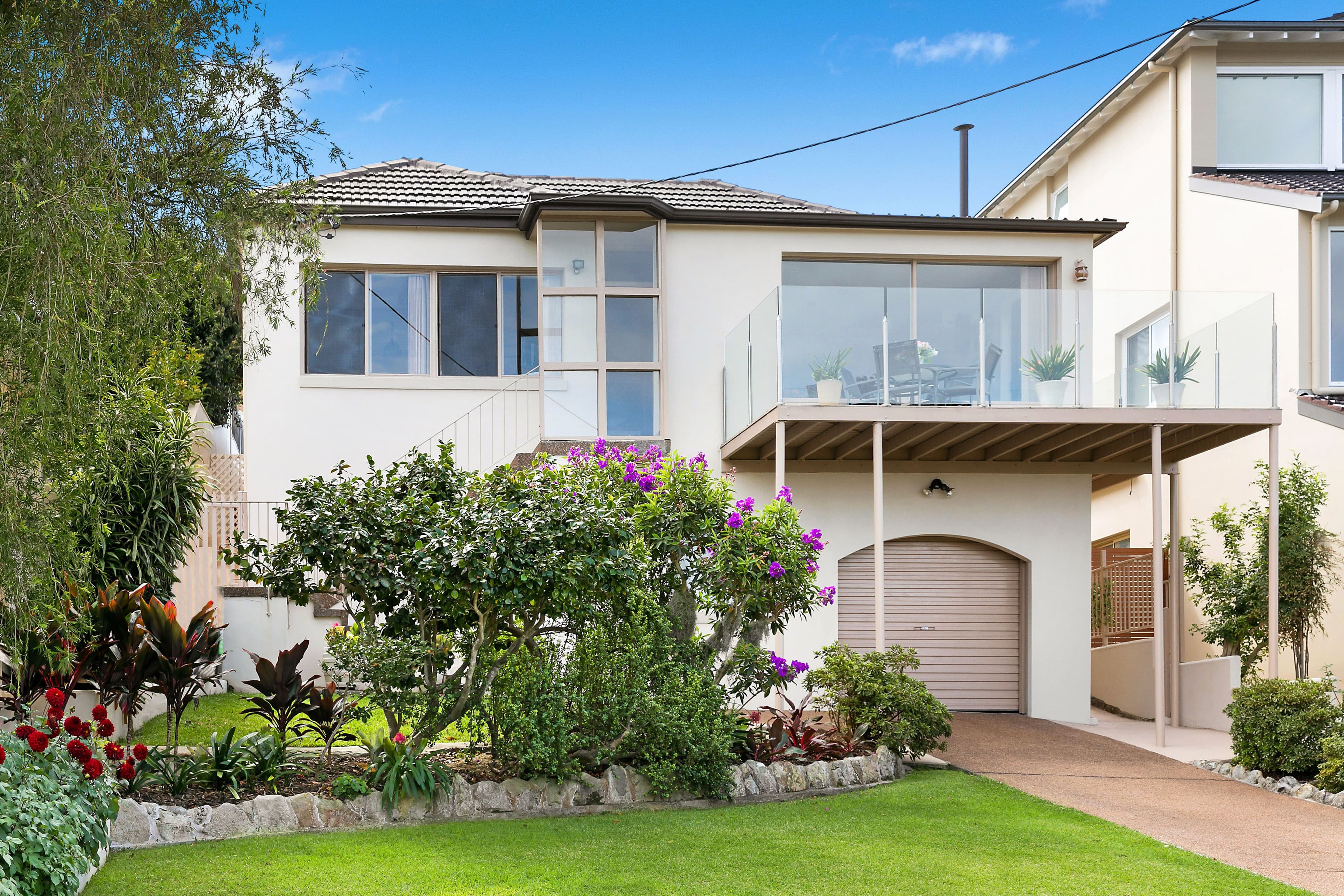 20 Jocelyn Street, North Curl Curl - Image 1