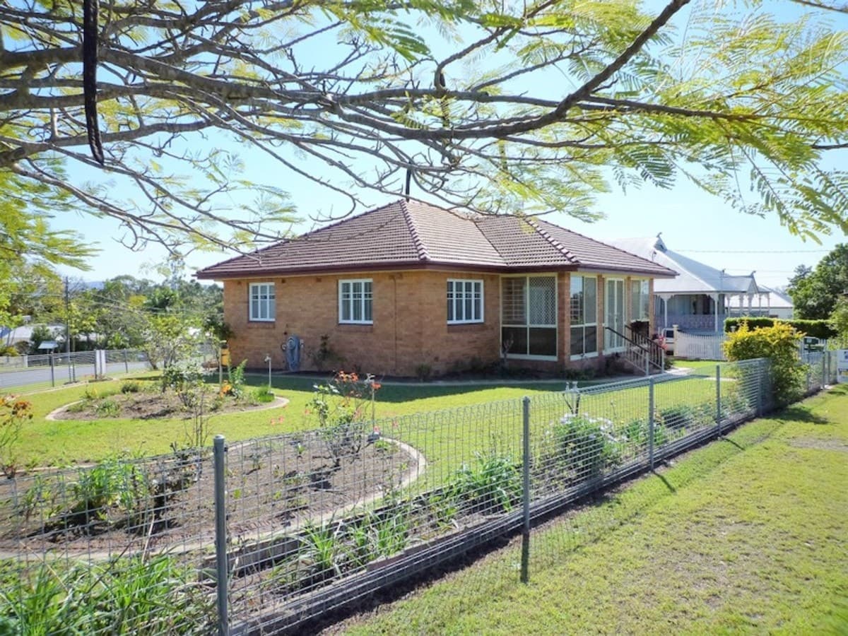 14 Hill Street, North Ipswich QLD 4305, North Ipswich - Thumbnail 4