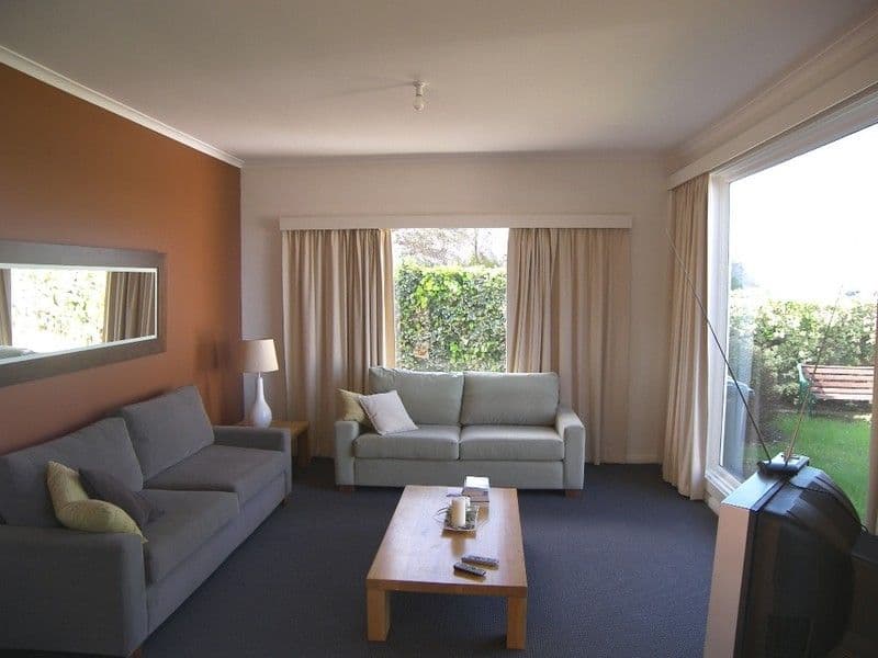 7 Osborne Esplanade, KINGSTON BEACH TAS 7050, Kingston Beach - Thumbnail 3